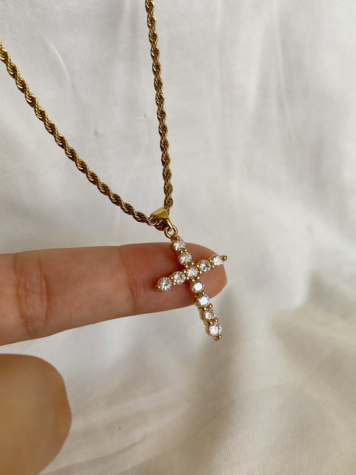 Dainty Cross Necklace