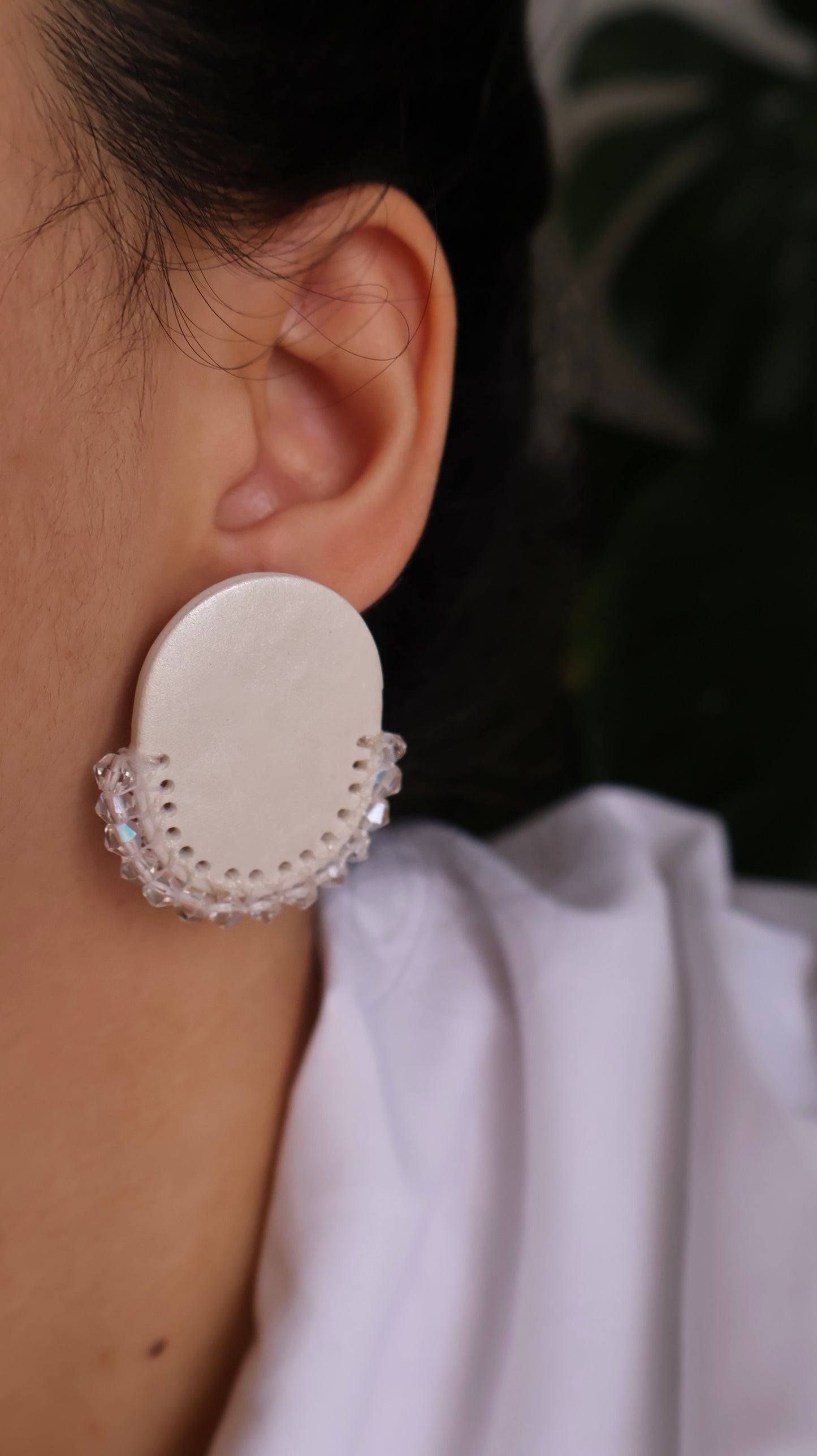 Cirilla Earrings- Pearl