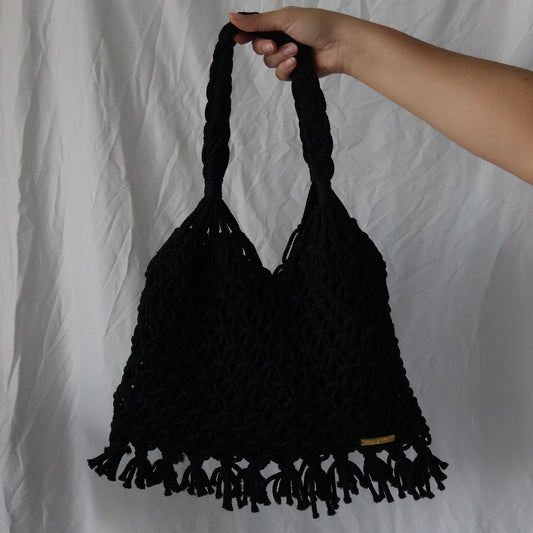 Caleira Macrame Bag- Black