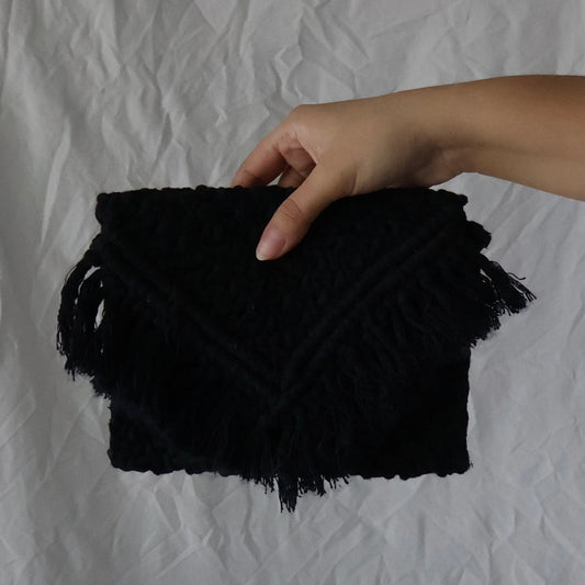 Anya Macrame Clutch (MIDNIGHT)