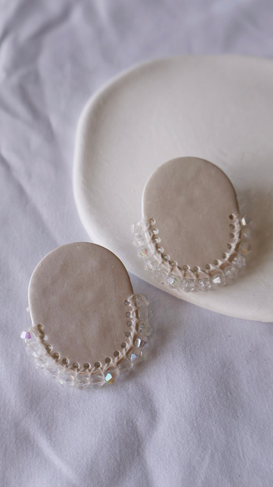 Cirilla Earrings- Pearl